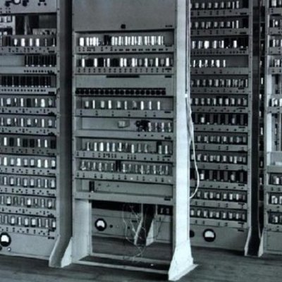 Timeline: historia de la computación