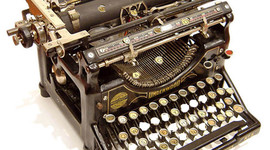 Timeline: historia de la maquina de escribir