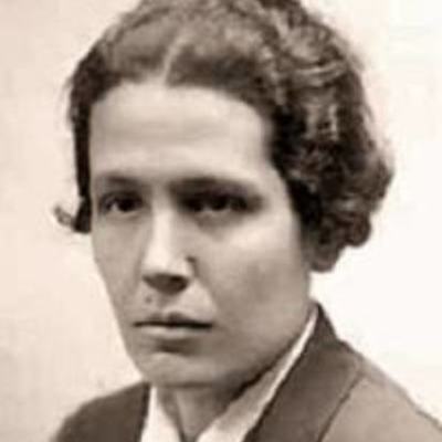 Timeline: VICTORIA KENT