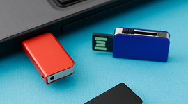 Timeline: La Memoria USB