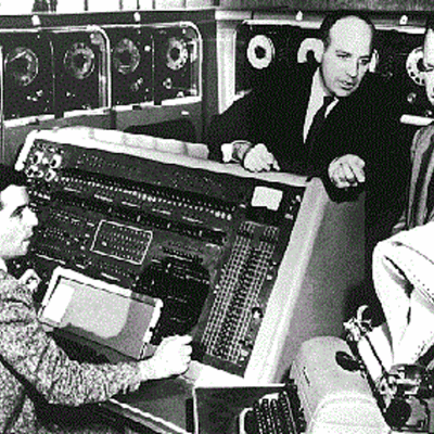 Timeline: "Precursores de la computación"