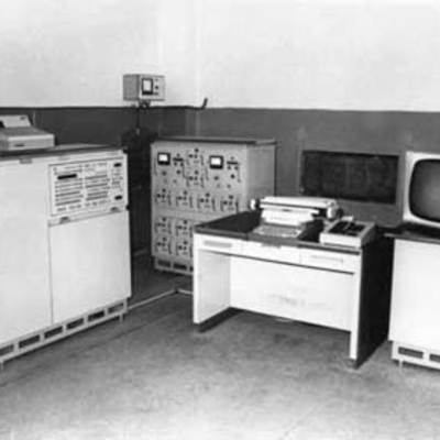 Timeline: История создания и развития ЭВМ 2-го поколения.