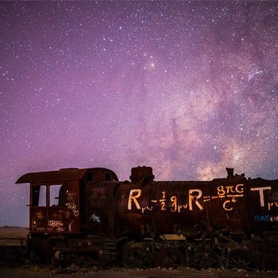 Timeline: "Un Salto en el Pasado con la FÍSICA."