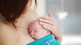 Timeline: Años 80: se crea el programa “Madre canguro”, reconocido mundialmente.