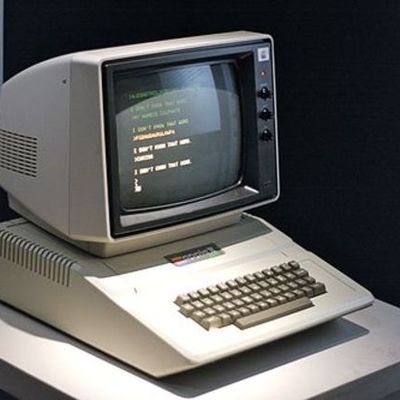 Timeline: Evolution of Traditional to New Media