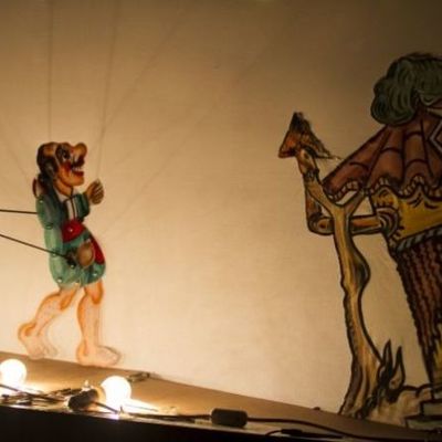 Timeline: ΙΣΤΟΡΙΑ ΤΟΥ ΘΕΑΤΡΟΥ ΣΚΙΩΝ