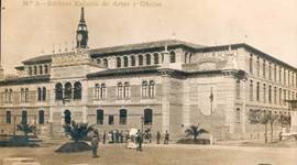 Timeline: La Escuela Francesa