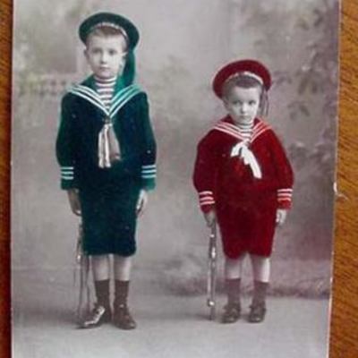 Timeline: INFANCIA A LO LARGO DE LA HISTORIA