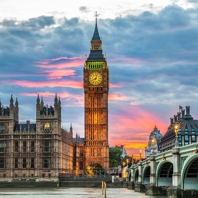 Timeline: História de Londres-Marina Lau e Samara Sousa