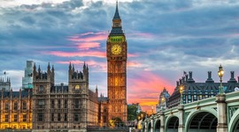 Timeline: História de Londres-Marina Lau e Samara Sousa