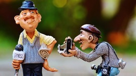 Timeline: Orígenes y Desarrollo del Periodismo