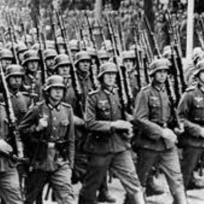 Timeline: Friso Cronologico - La Guerra Una y Otra Vez