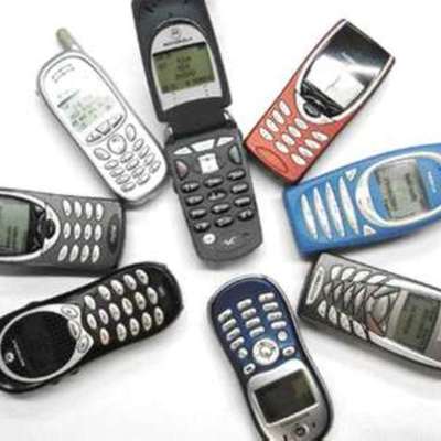 Timeline: 2004 celular: necesidad de aumentar la capacidad de transmisión de datos