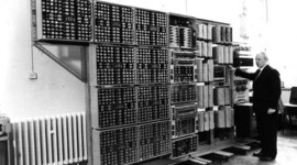 Timeline: La historia de las computadoras y la computacion.