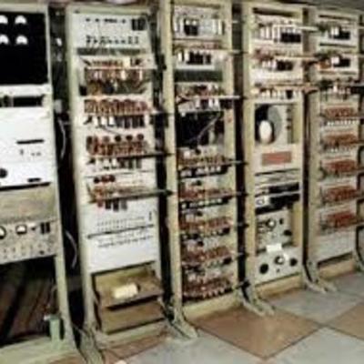 Timeline: EVOLUCIÓN DE LA COMPUTADORA