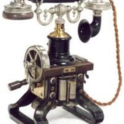 Timeline: Historia y evolución del teléfono