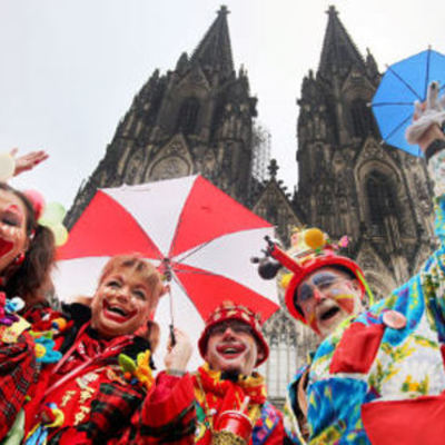Timeline: Karneval in Koln by Sydney