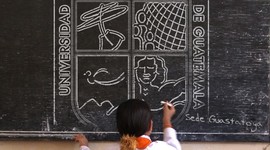 Timeline: DEL YESO AL TOUCH (evolución de la pizarra)