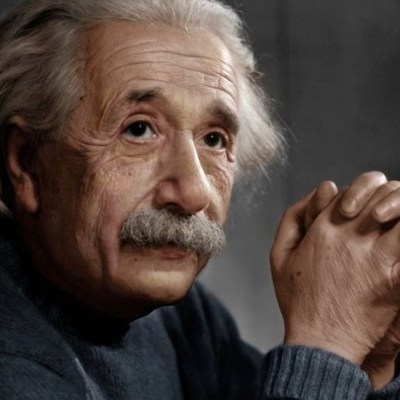 Timeline: Albert Einstein
