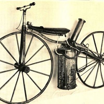 Timeline: Origen de la motocicleta
