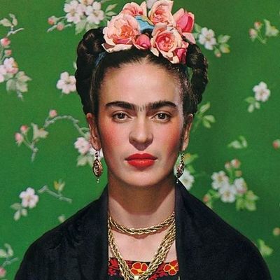 Timeline: VIVA LA VIDA: FRIDA KAHLO (1907-1954)