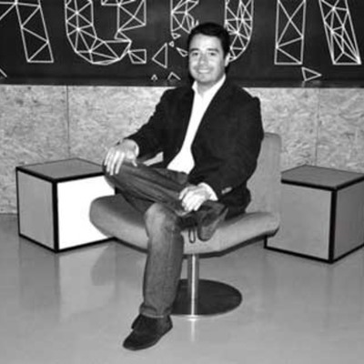 Timeline: Momentos de Javier Cradona