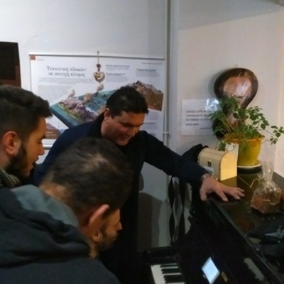 Timeline: ΕΚΠΑΙΔΕΥΣΗ