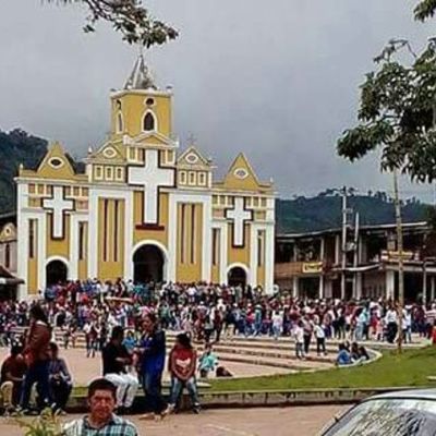 Timeline: EDUCACIÓN RELIGIOSA - La Persona