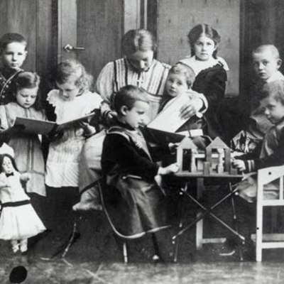 Timeline: Historia de la Educación para la Primera Infancia