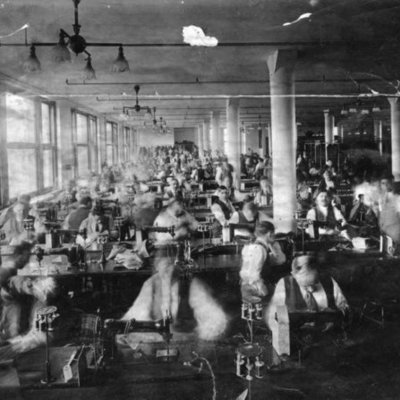 Timeline: Evolucion del Pensamiento Administrativo y Escuelas