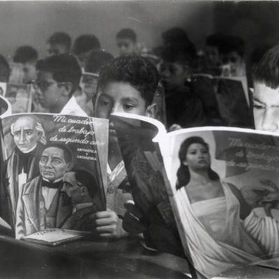 Timeline: Aspectos o logros educativos importantes de 1964-1988