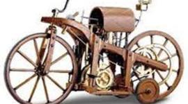 Timeline: historia de las motos