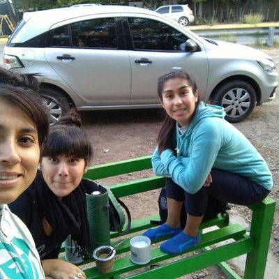 Timeline: Las tres mosqueteras..... :) :D :x