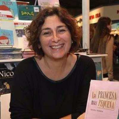 Timeline: Biografía De Sandra Siemens