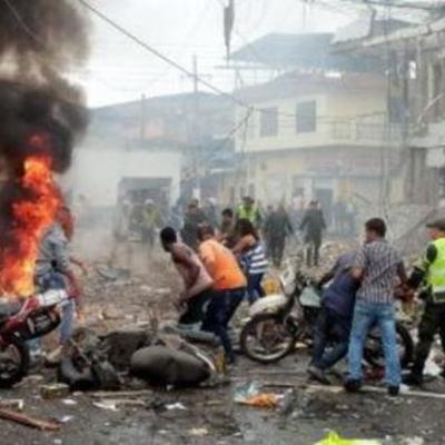 Timeline: Violencia en Colombia: "quien no conoce su historia está condenado a repetir sus errores”.-Paul Preston