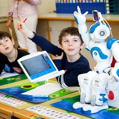 Timeline: Solución  De Problemas Tecnológicos