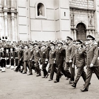 Timeline:  reformas económicas y sociales que se sucedieron en la primera fase del gobierno militar