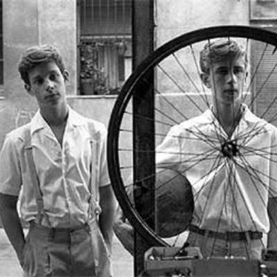 Timeline: PUNTO DOS: TIEMPO EN EL QUE ESTÁ  LA OBRA  “LAS BICICLETAS SON PARA EL VERANO”