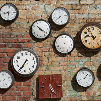 Timeline: EVOLUCIÓN DEL RELOJ.