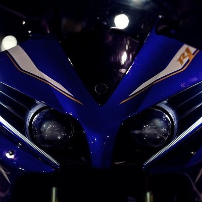 Timeline: Yamaha R1