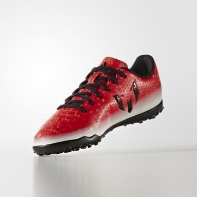 Timeline: Evolución de las zapatillas de fútbol