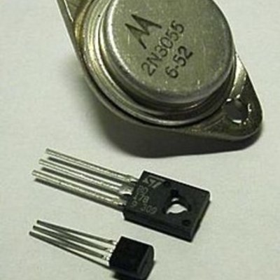 Timeline: historia de la electrónica.