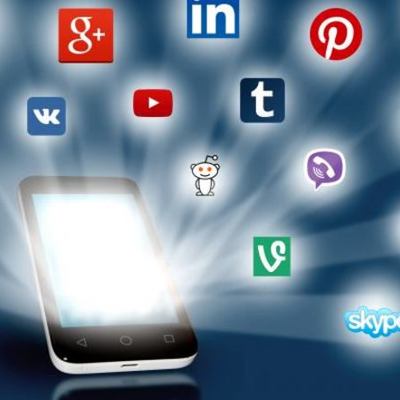 Timeline: Redes sociales