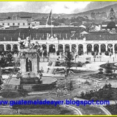 Timeline: evolucion de la ciudad de Guatemala