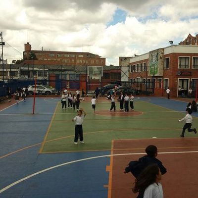 Timeline: Mis Años Escolares