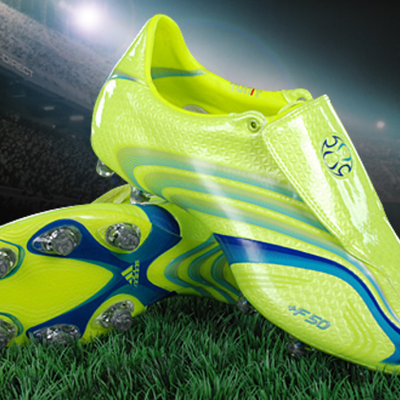 Timeline: Evolución de los zapatos de fútbol a través de la historia