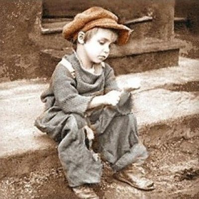 Timeline: CONCEPTO DE INFANCIA EN LA HISTORIA