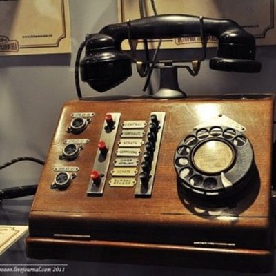 Timeline: Эволюция телефонных аппаратов