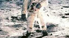 Timeline: exploration to the moon