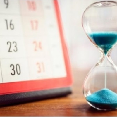 Timeline: De la educación a distancia tradicional a la educación a distancia virtual en Colombia